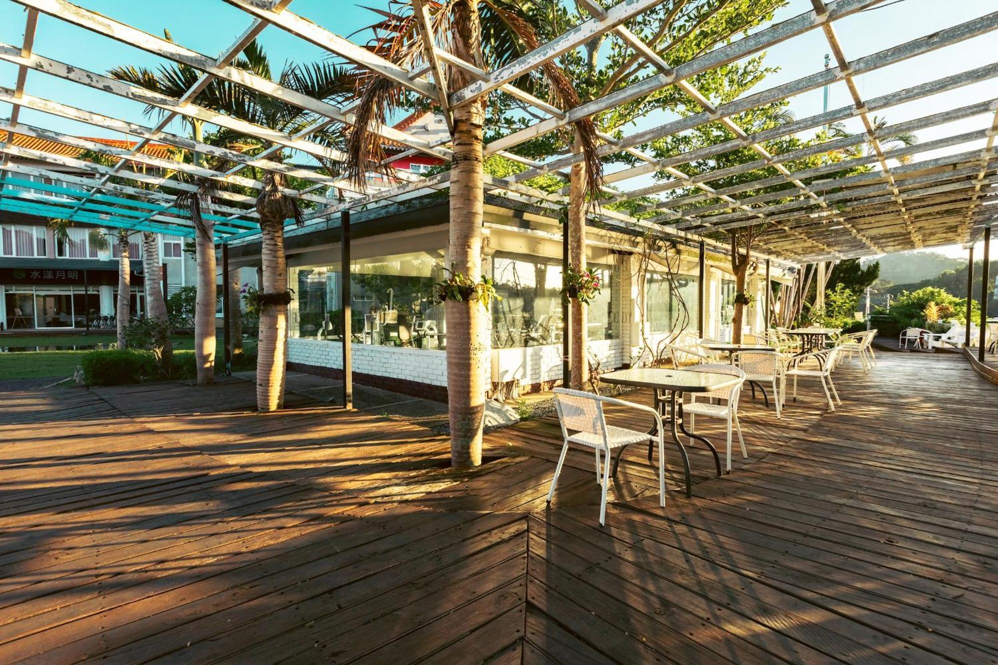 Hotel 水漾月明度假文旅 Touwu Exterior foto